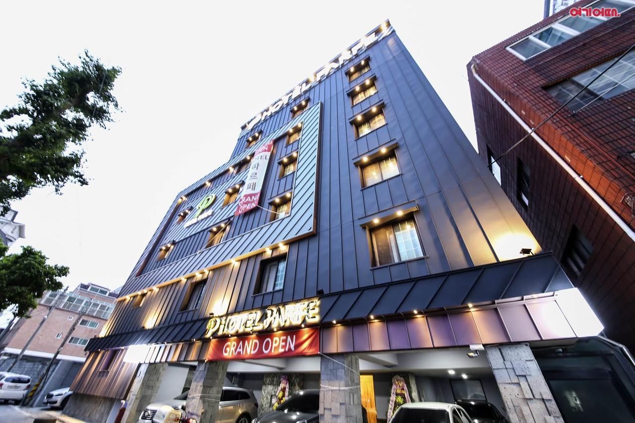 Hotel Parfe Čchonan Exteriér fotografie