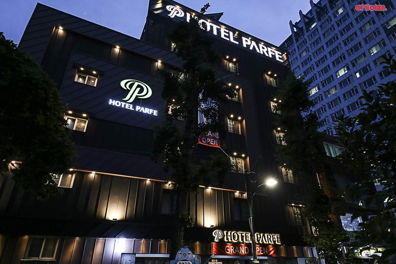 Hotel Parfe Čchonan Exteriér fotografie