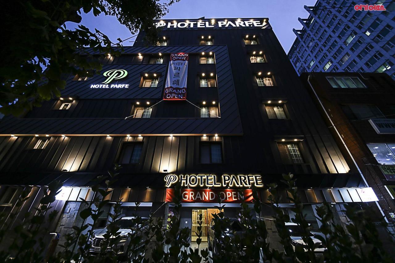 Hotel Parfe Čchonan Exteriér fotografie