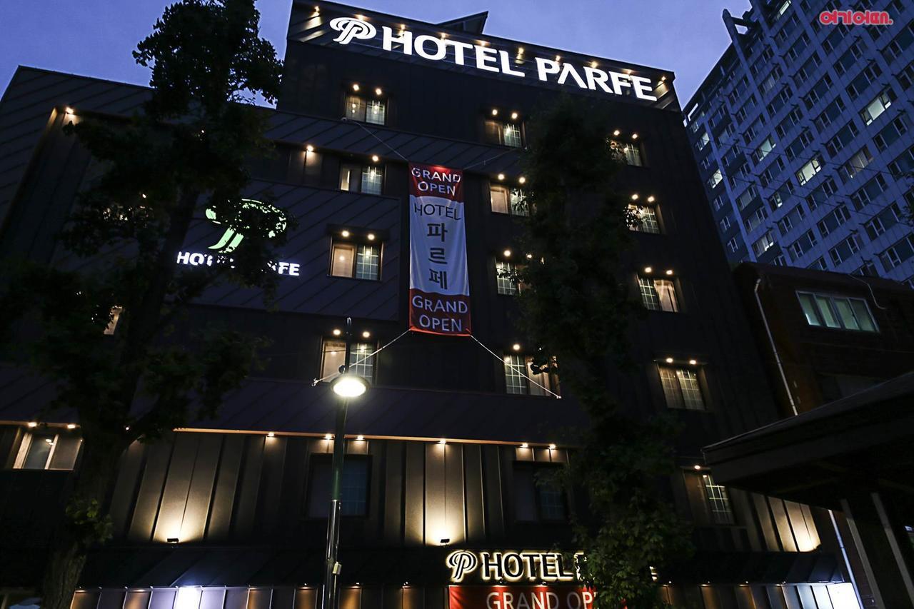 Hotel Parfe Čchonan Exteriér fotografie